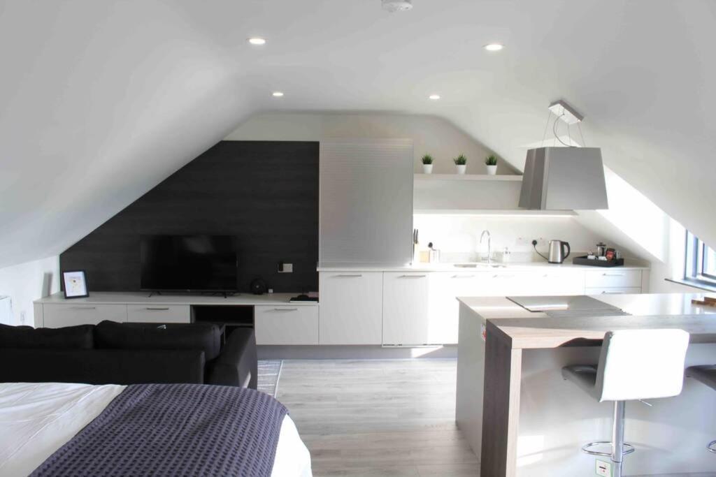 The Loft , Portrush Apartment Luaran gambar