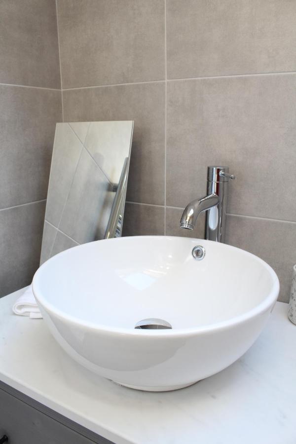 The Loft , Portrush Apartment Luaran gambar